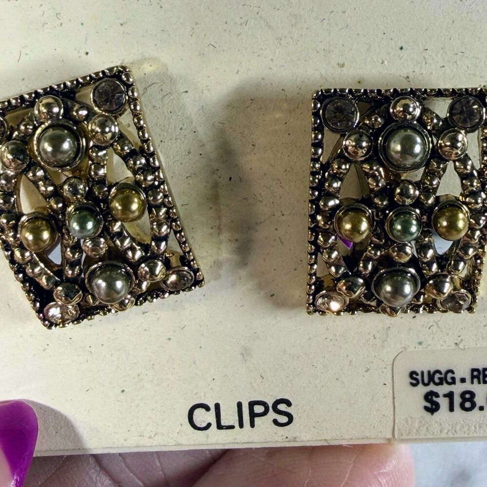 VTG Monet Signed Faux Pearl Rhinestone Clip On Earrings NOS Rectangular